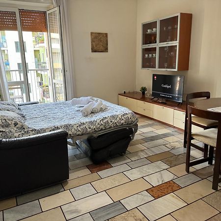 Апартаменты Casa Valentina Сан-Донато-Миланезе Экстерьер фото